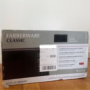 New📦 Farberware Classic Microwave